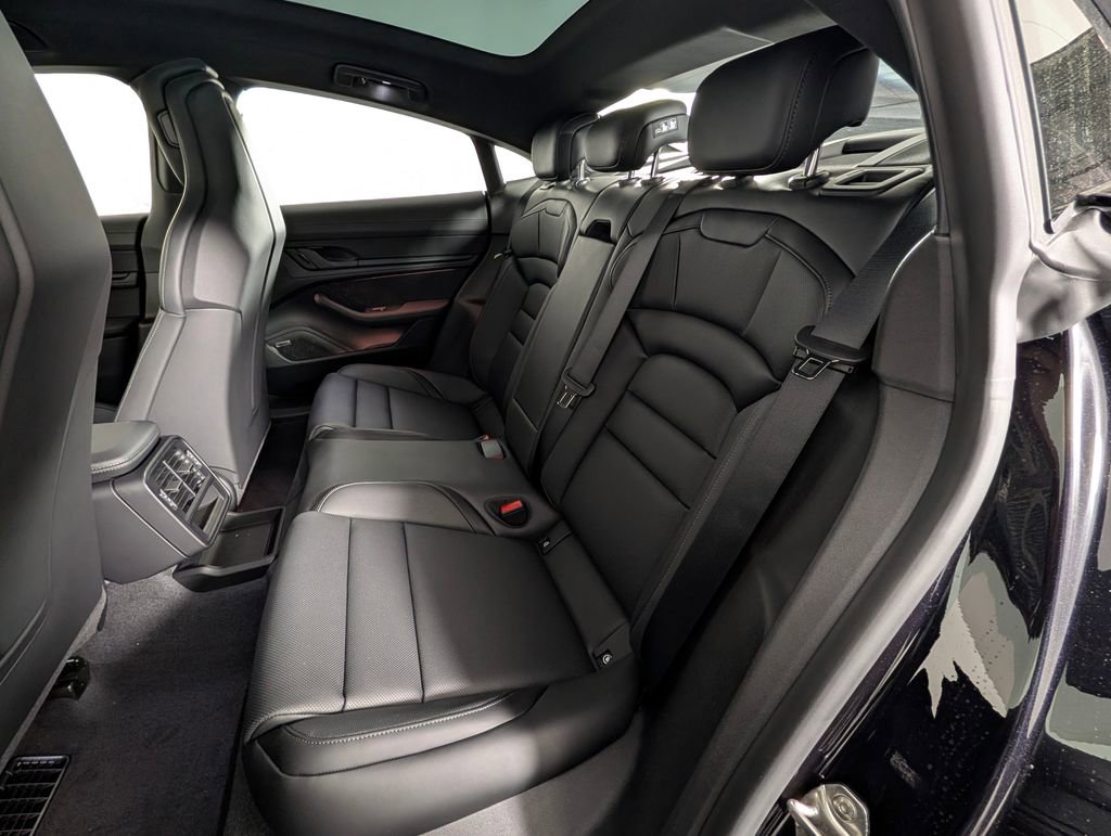 New 2026 Porsche Taycan image 24