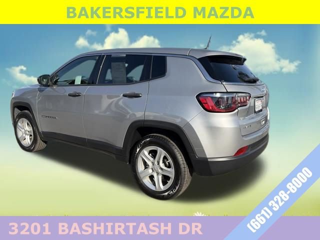 Used 2023 Jeep Compass Sport image 3