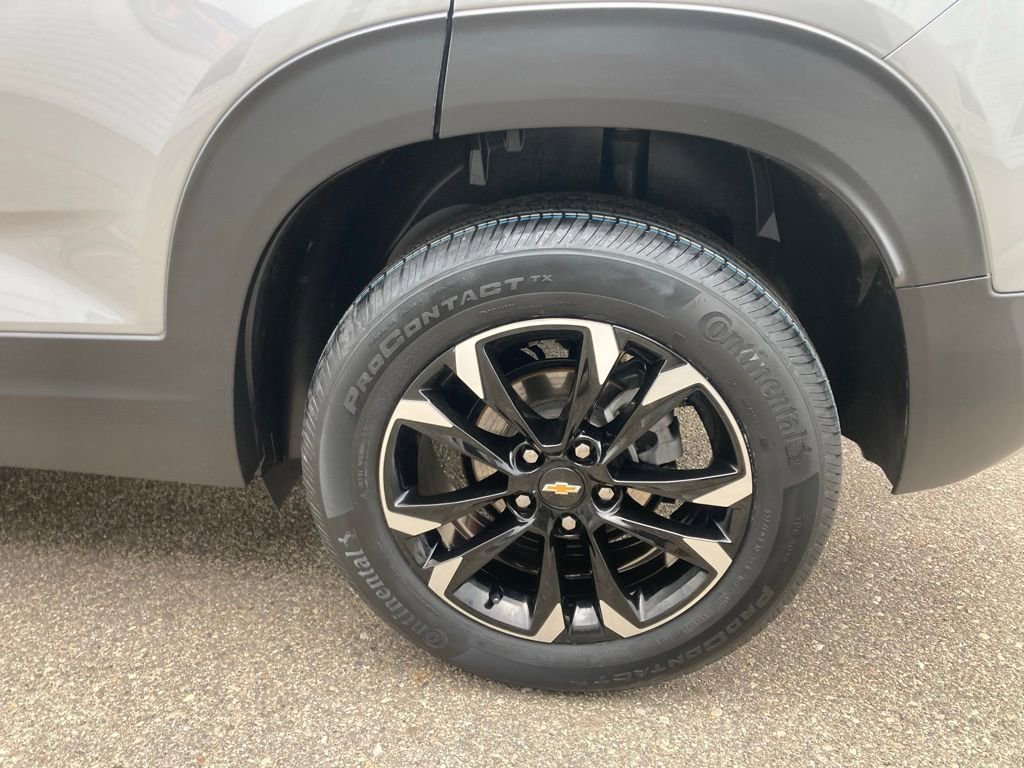 Certified 2023 Chevrolet TrailBlazer LT w/ Convenience Package AWD/4WD image 9