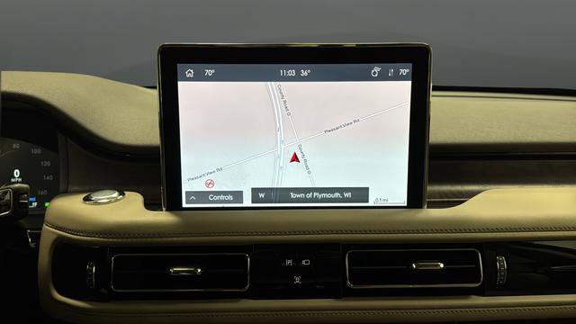 Used 2023 Lincoln Aviator Grand Touring w/ Equipment Group 301A AWD/4WD image 16