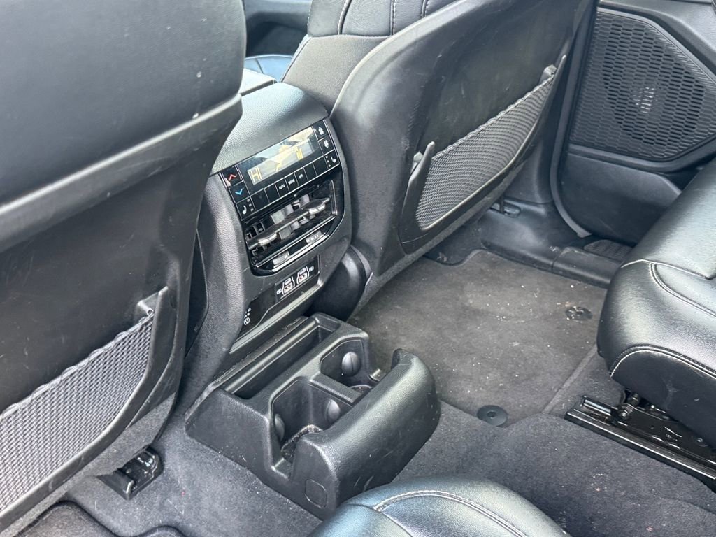 Used 2024 Jeep Grand Cherokee L Limited w/ Luxury Tech Group II AWD/4WD image 21