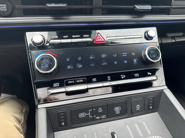 Used 2025 Hyundai Santa Fe Calligraphy AWD/4WD image 27
