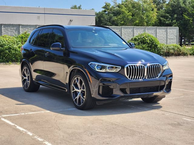 Used 2022 BMW X5 sDrive40i w/ M Sport Package RWD image 3