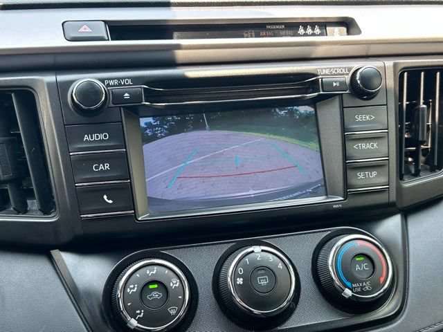 Used 2018 Toyota RAV4 LE w/ All Weather Liner Package AWD/4WD image 59