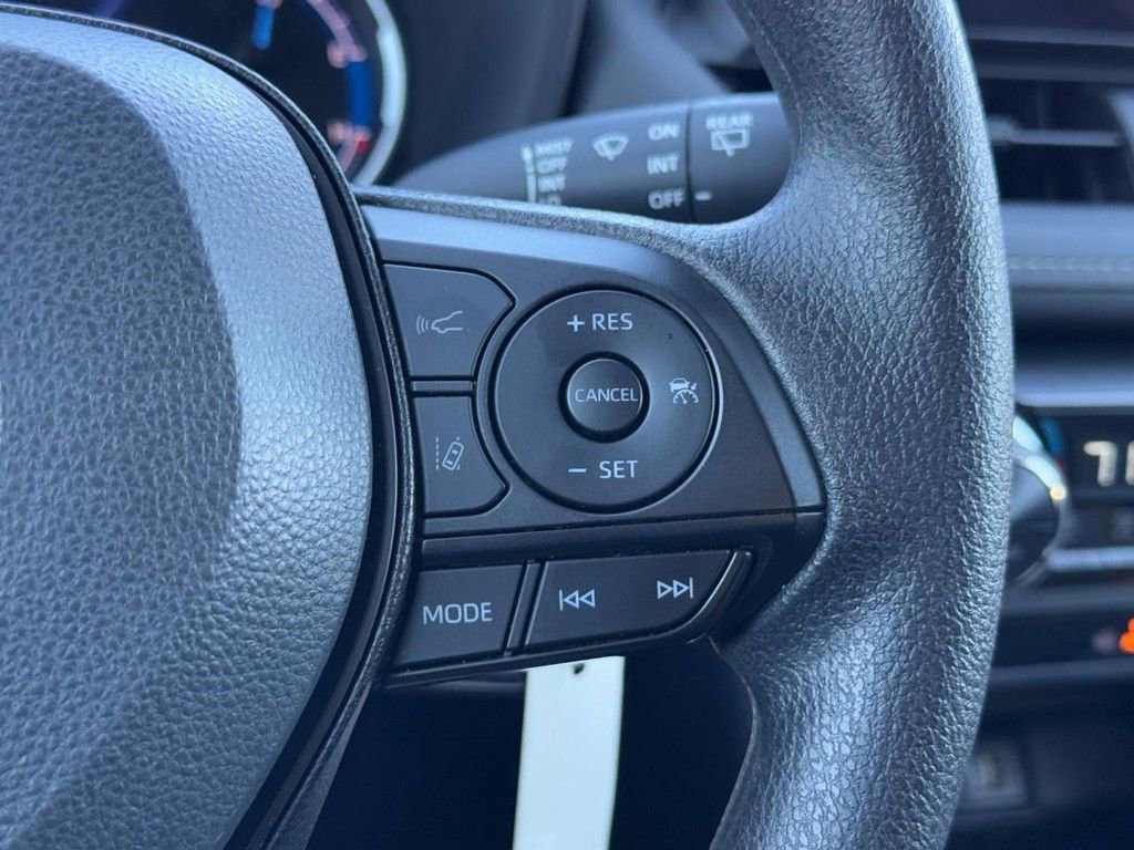 Certified 2025 Toyota RAV4 LE image 20