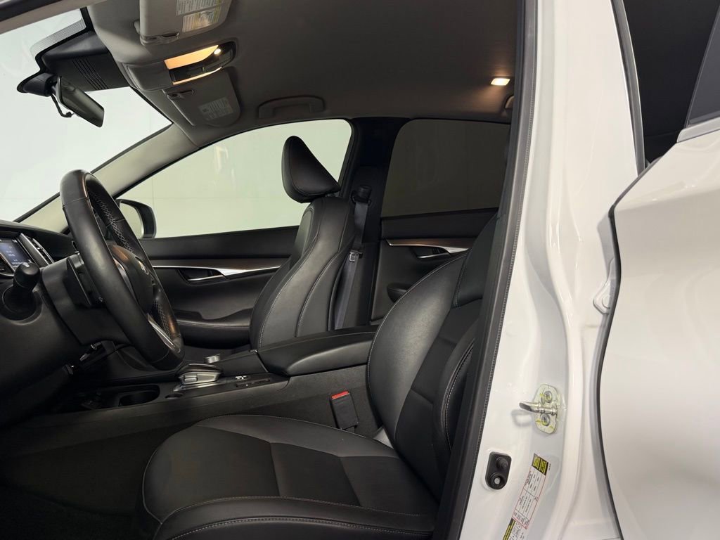 Used 2023 INFINITI QX50 Pure image 18
