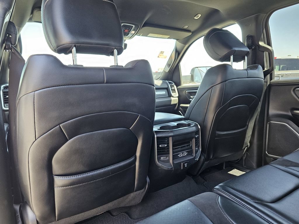Used 2024 RAM 1500 Laramie AWD/4WD image 21