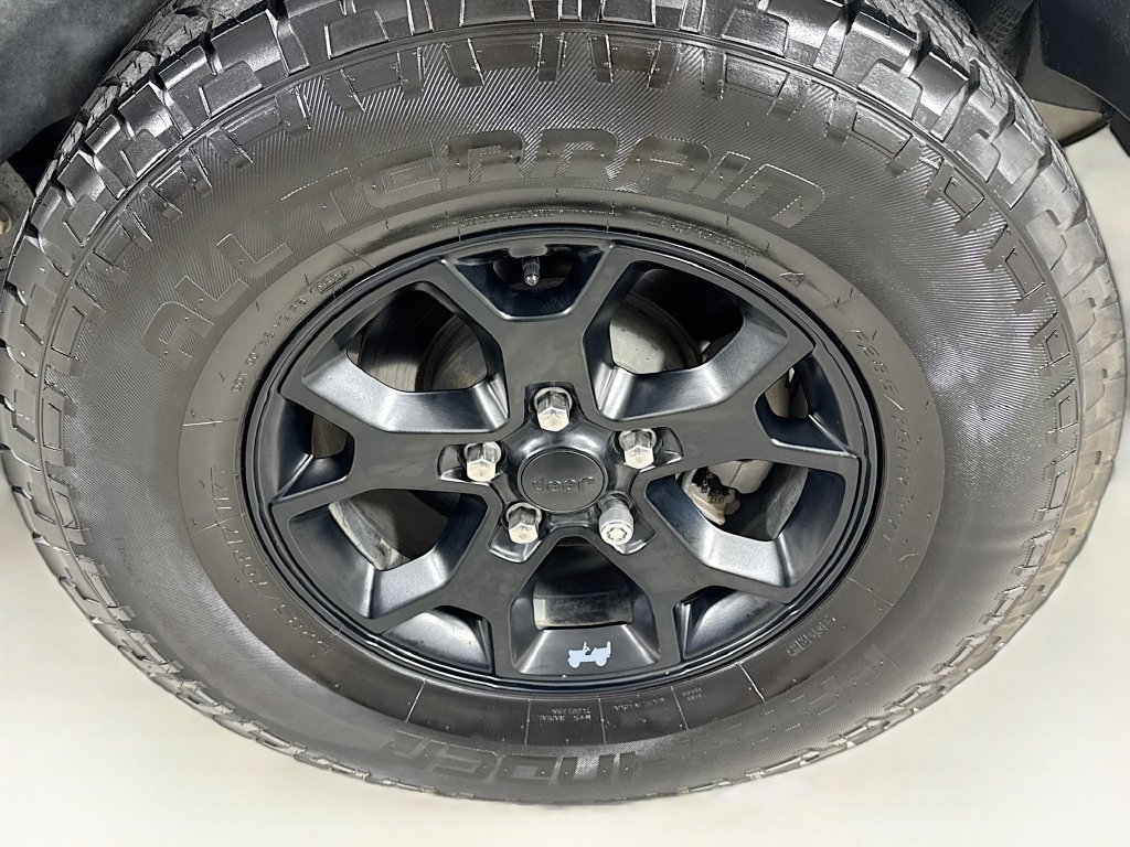 Used 2021 Jeep Wrangler Unlimited Sport AWD/4WD image 39