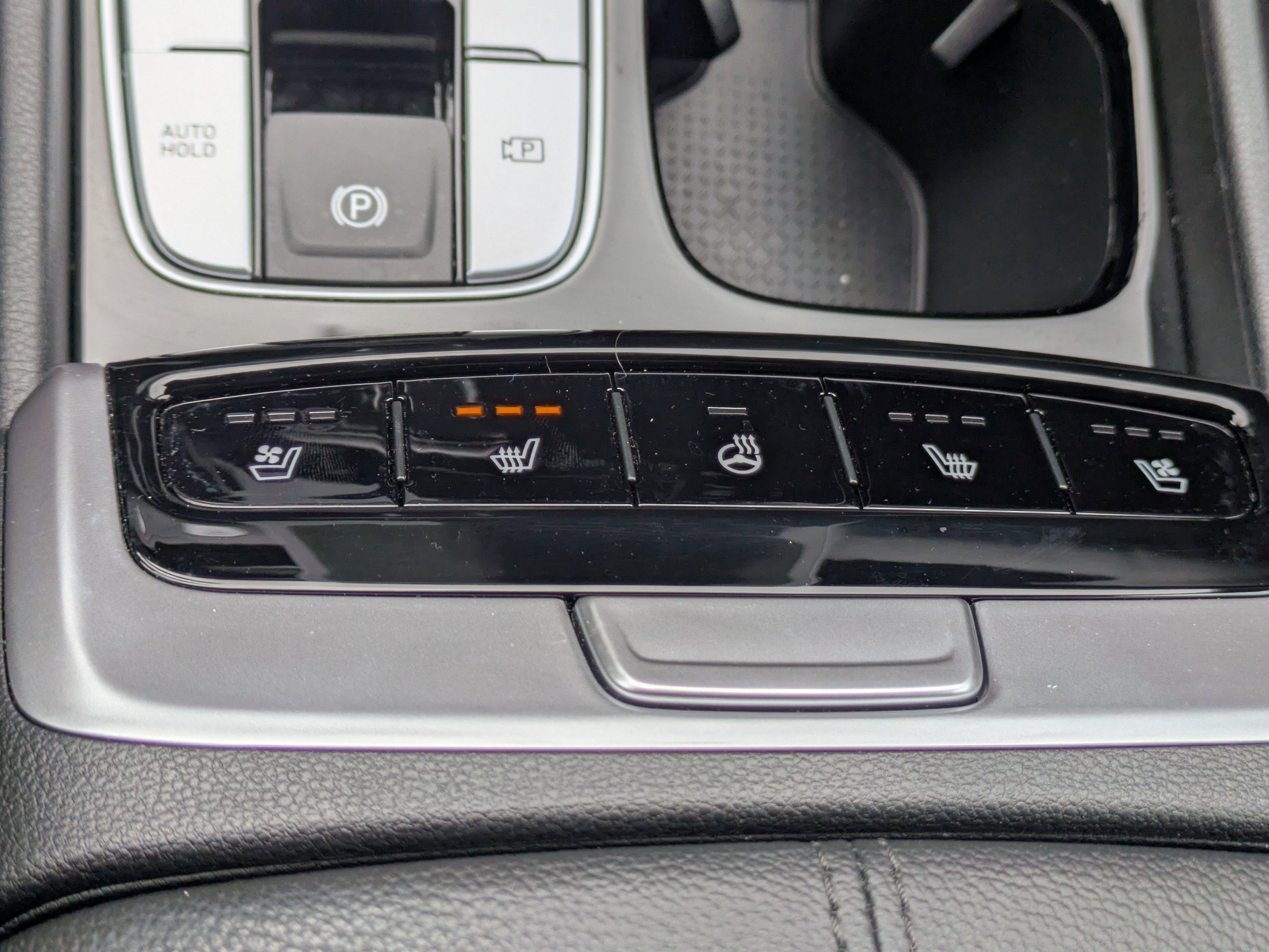 Certified 2023 Hyundai Santa Cruz Limited w/ Cargo Package image 24