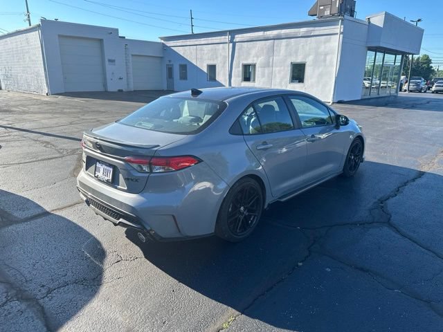 Used 2022 Toyota Corolla SE w/ Carpet Mat Package (TMS) FWD image 6