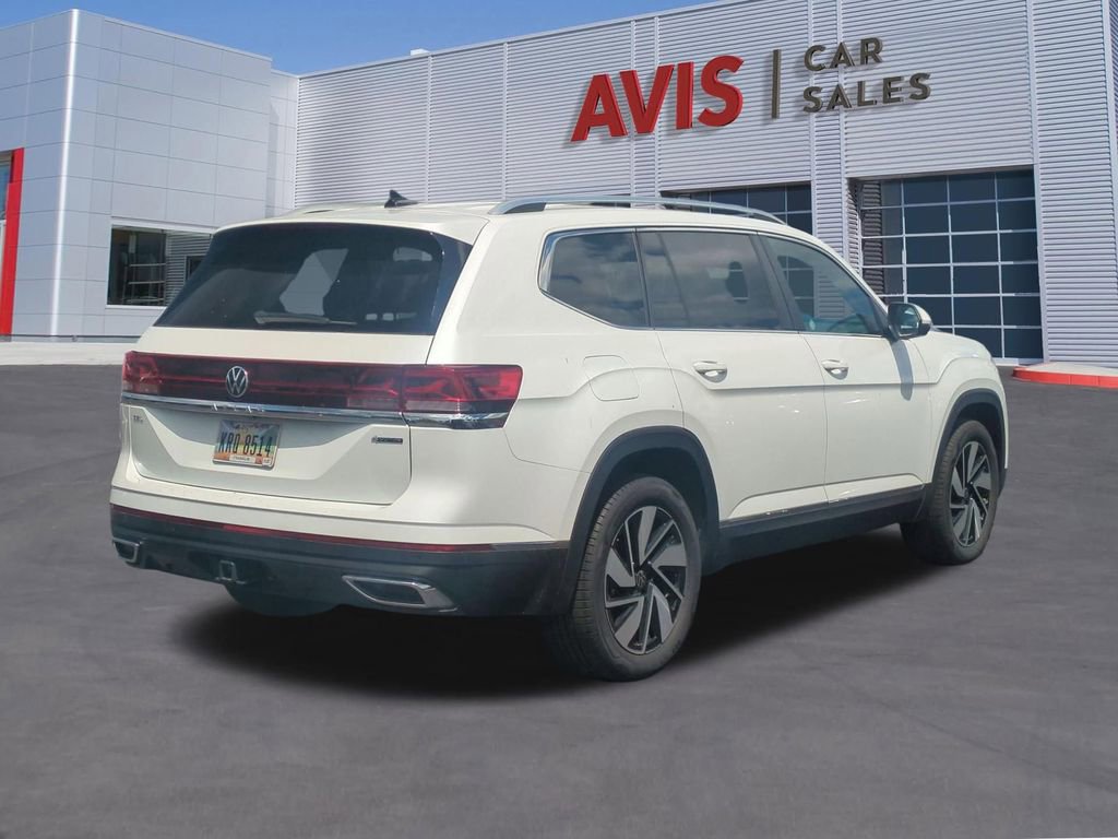 Used 2025 Volkswagen Atlas SEL AWD/4WD image 6