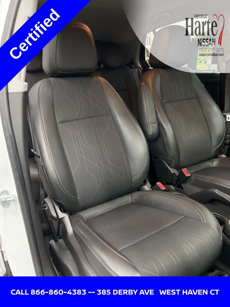 Used 2022 Chevrolet Trax LT w/ LT Convenience Package image 22