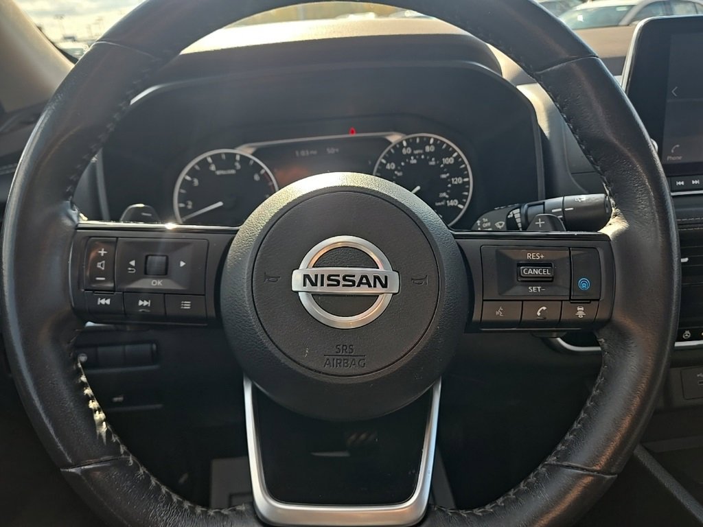 Used 2021 Nissan Rogue SV w/ Premium Package image 15