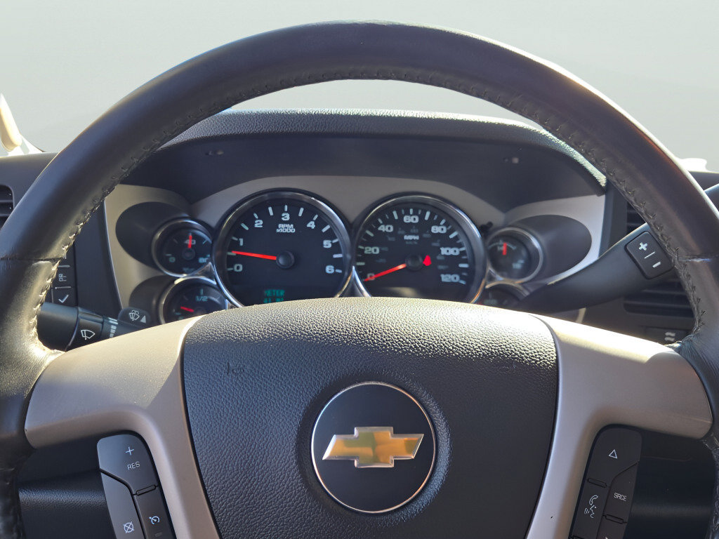 Used 2013 Chevrolet Silverado 1500 LT w/ All-Star Edition AWD/4WD image 34
