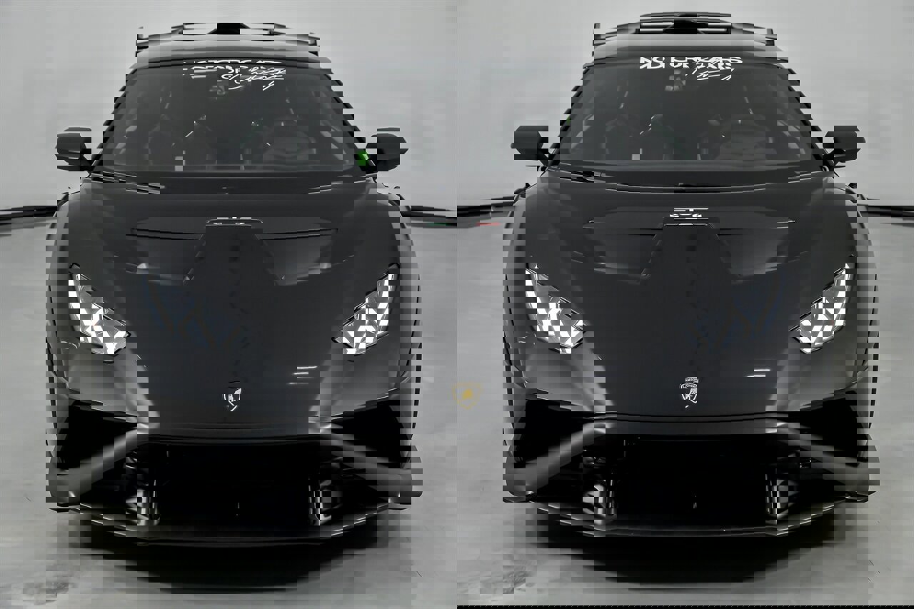 Used 2022 Lamborghini Huracan STO image 5