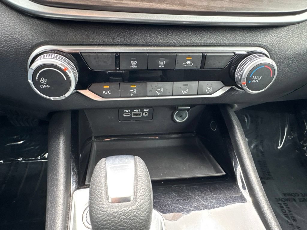 Used 2024 Nissan Altima 2.5 SV FWD image 19