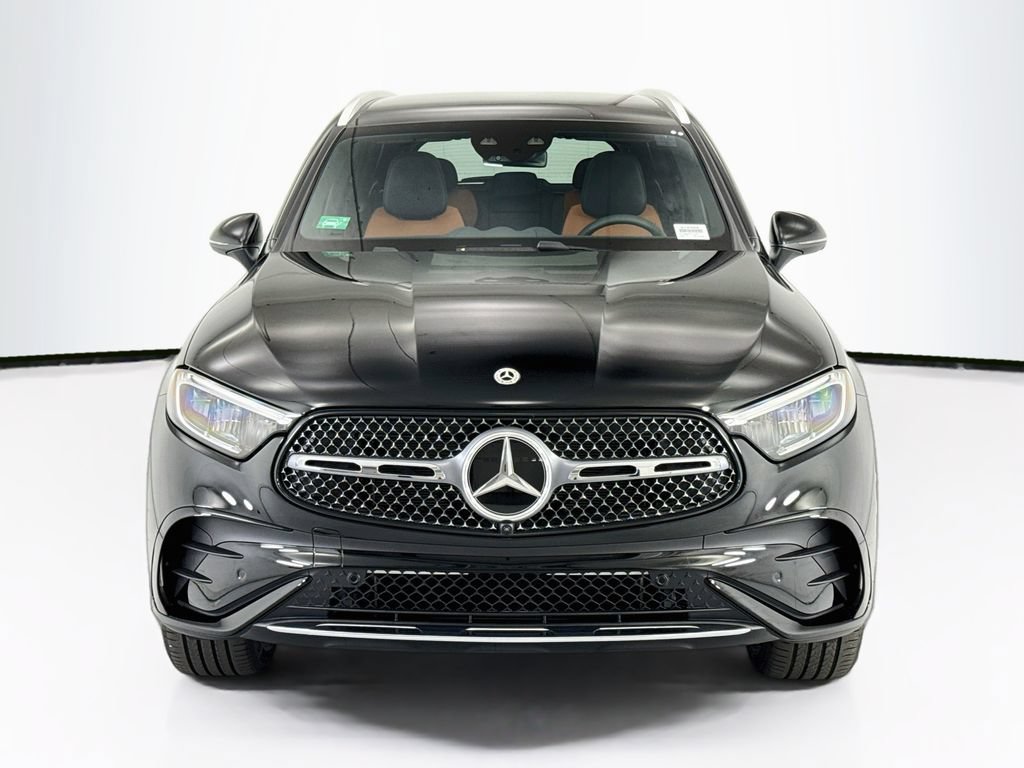New 2027 Mercedes-Benz GLC 350e 4MATIC image 2