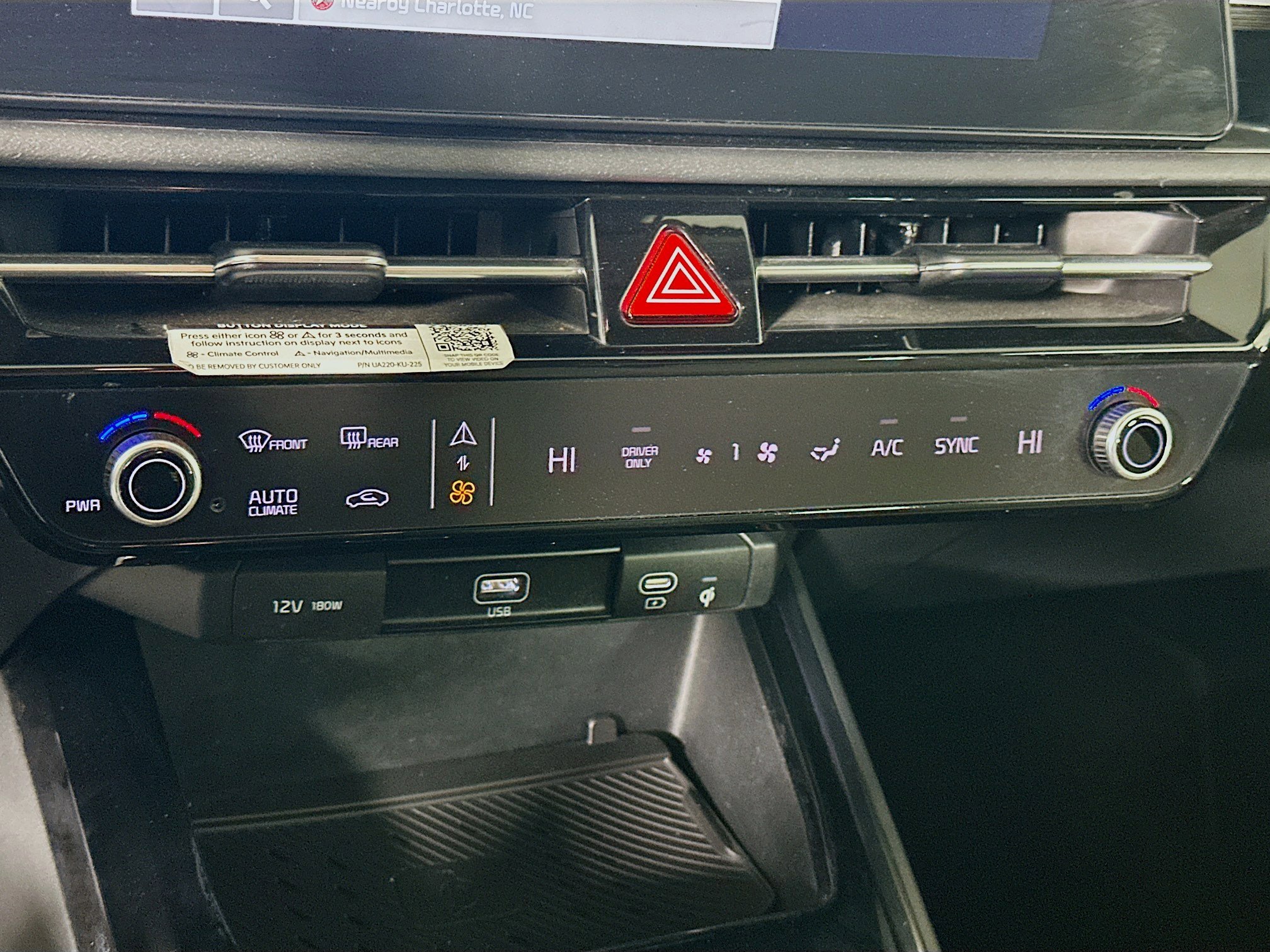 Used 2023 Kia Niro EX image 24