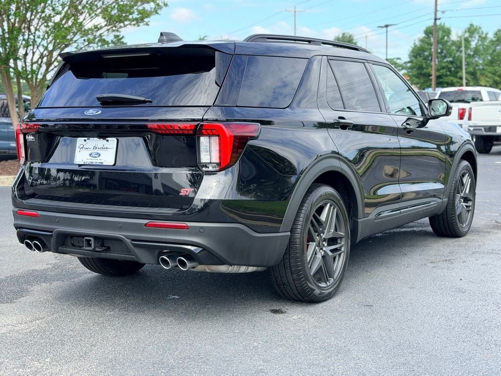 Certified 2025 Ford Explorer ST RWD image 10