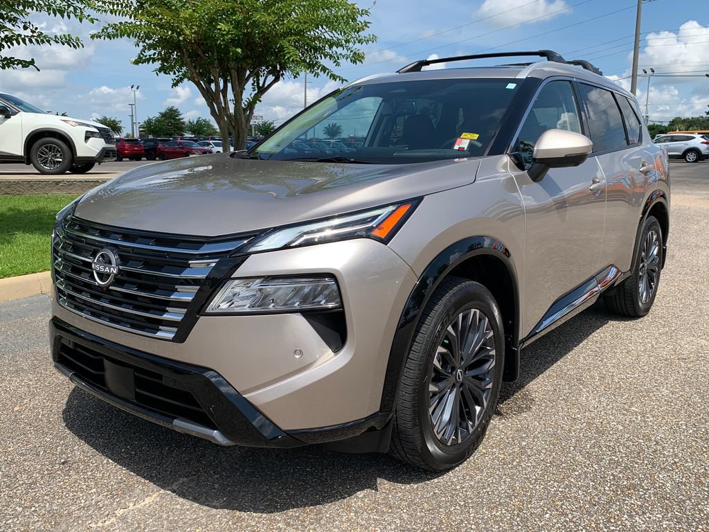Used 2026 Nissan Rogue Platinum w/ Platinum Premium Package AWD/4WD image 4