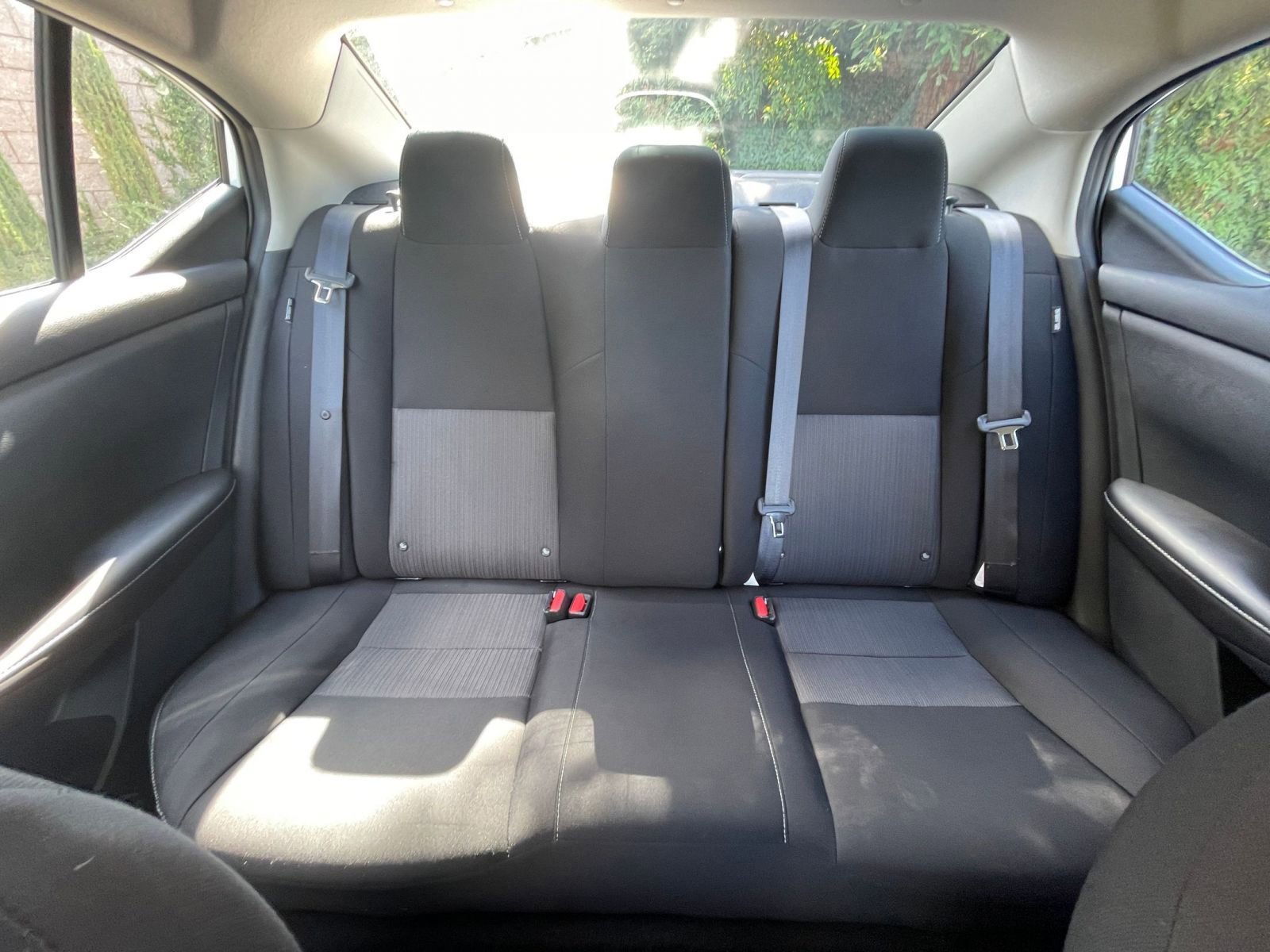 Used 2025 Nissan Sentra SV FWD image 36