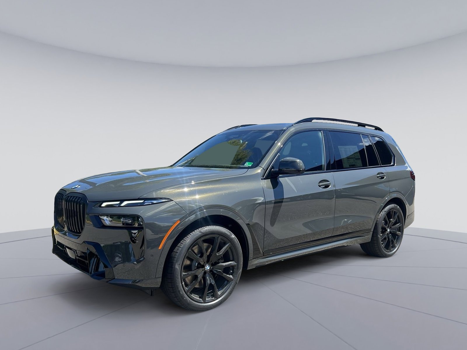 New 2026 BMW X7 xDrive40i w/ M Sport Package video 1