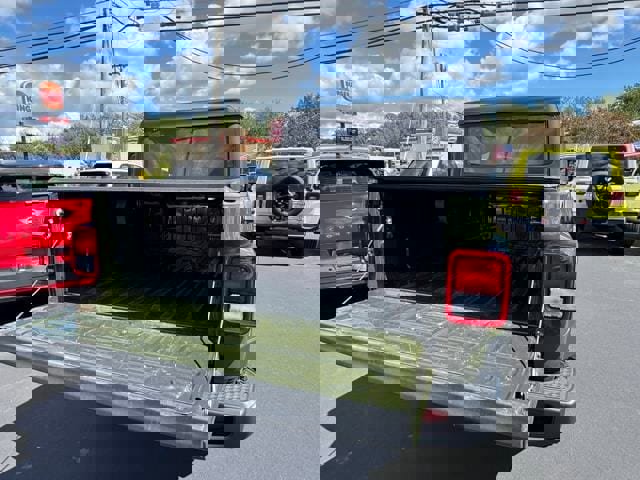 Used 2022 Jeep Gladiator Sport image 29