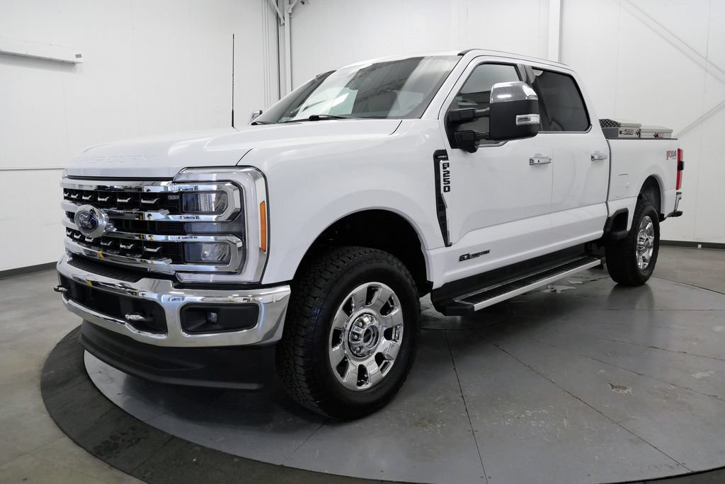 Used 2023 Ford F250 Lariat w/ Chrome Package AWD/4WD image 3