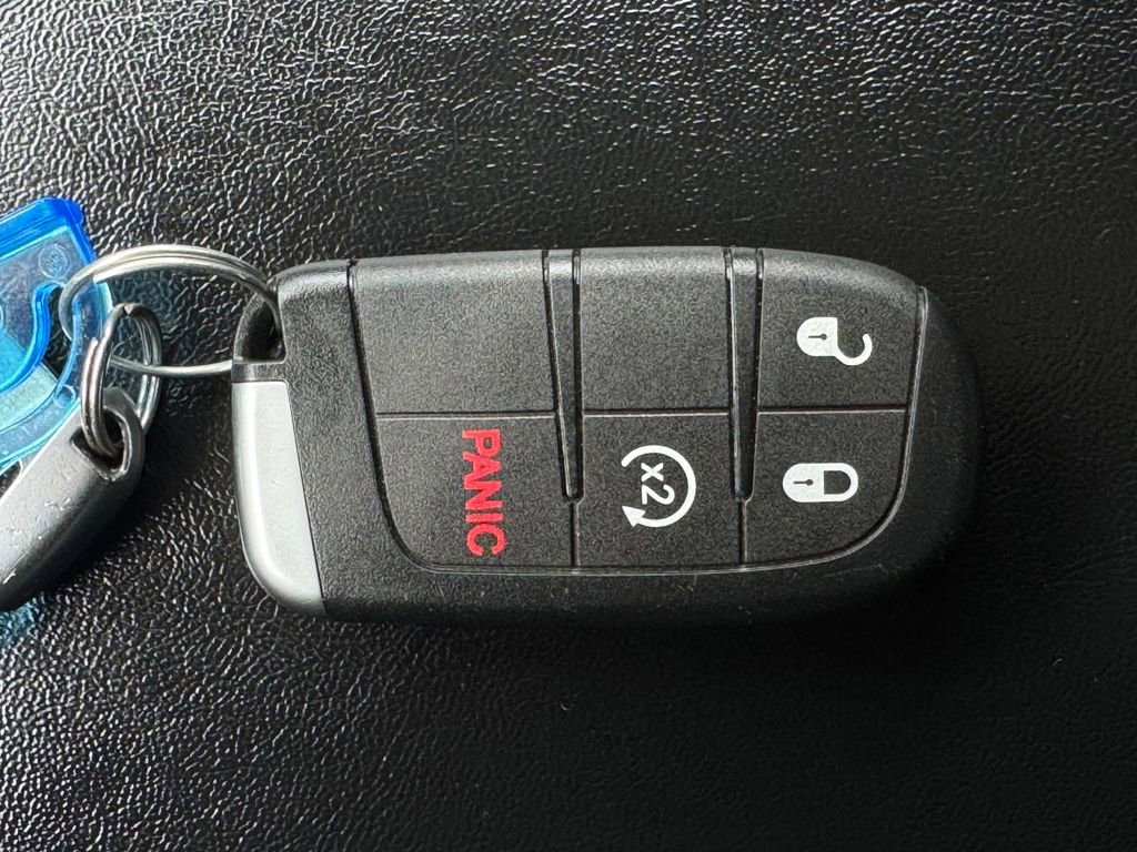 Used 2014 Jeep Cherokee Limited AWD/4WD image 35