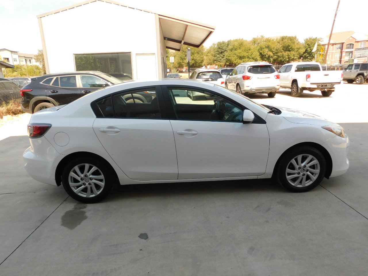 Used 2012 MAZDA MAZDA3 i Touring image 5