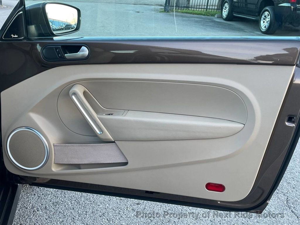 Used 2013 Volkswagen Beetle TDI image 25