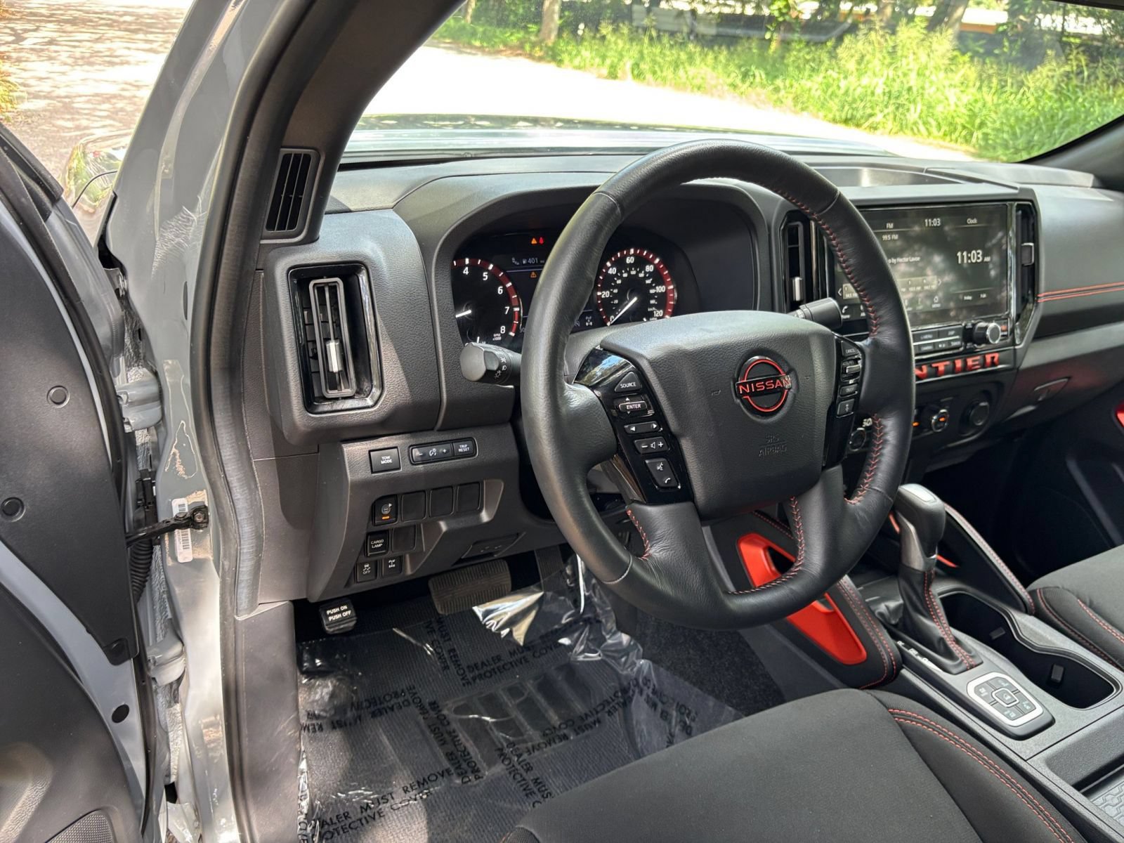 Used 2026 Nissan Frontier PRO-4X AWD/4WD image 34
