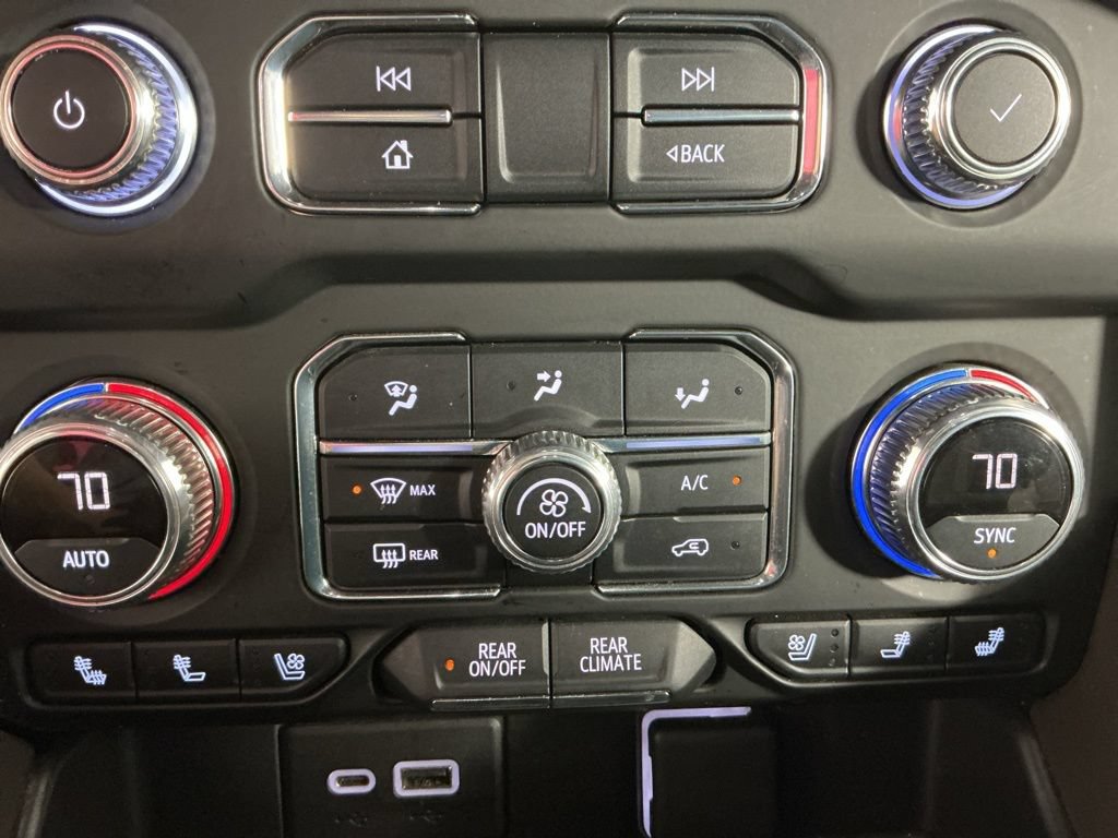 Used 2022 GMC Yukon SLT w/ SLT Luxury Package AWD/4WD image 34
