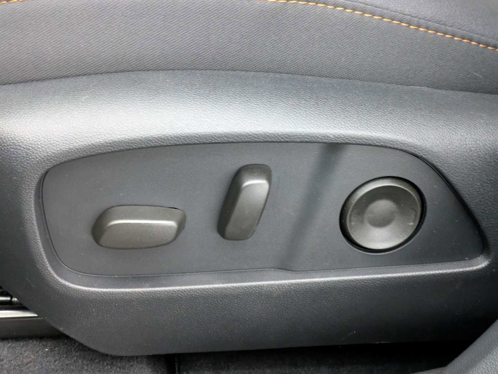 New 2026 Chevrolet Equinox ACTIV AWD/4WD image 18