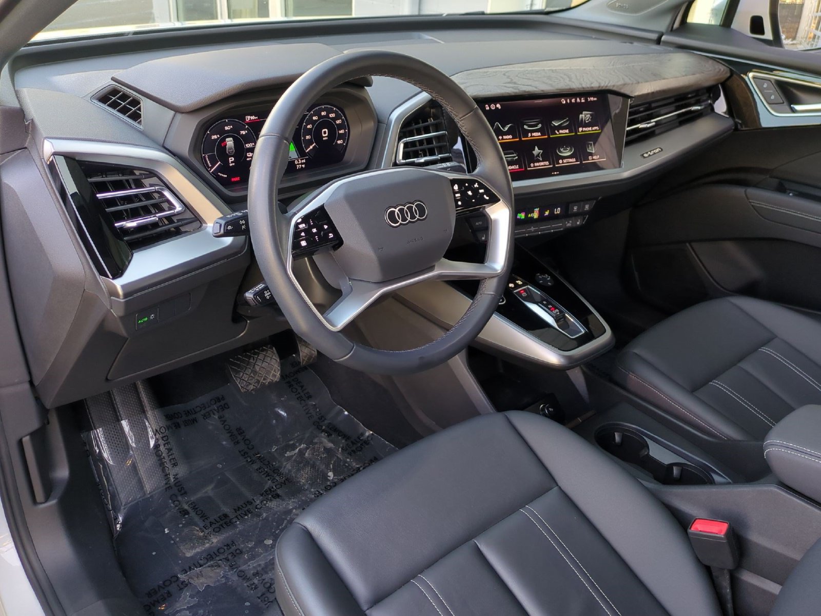Used 2023 Audi Q4 e-tron Premium Plus RWD image 15