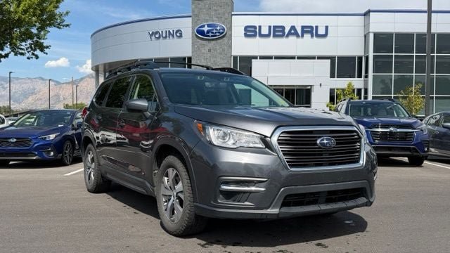 Used 2021 Subaru Ascent Premium w/ Convenience Package AWD/4WD image 1