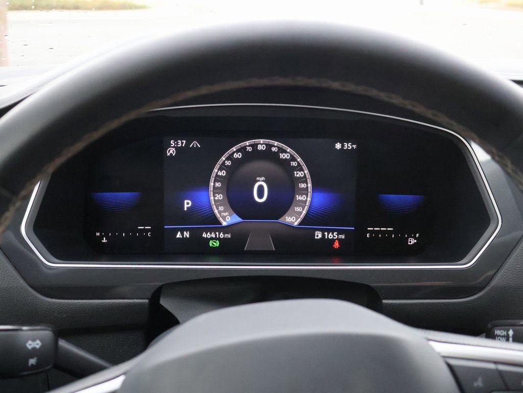 Used 2022 Volkswagen Tiguan SE image 29