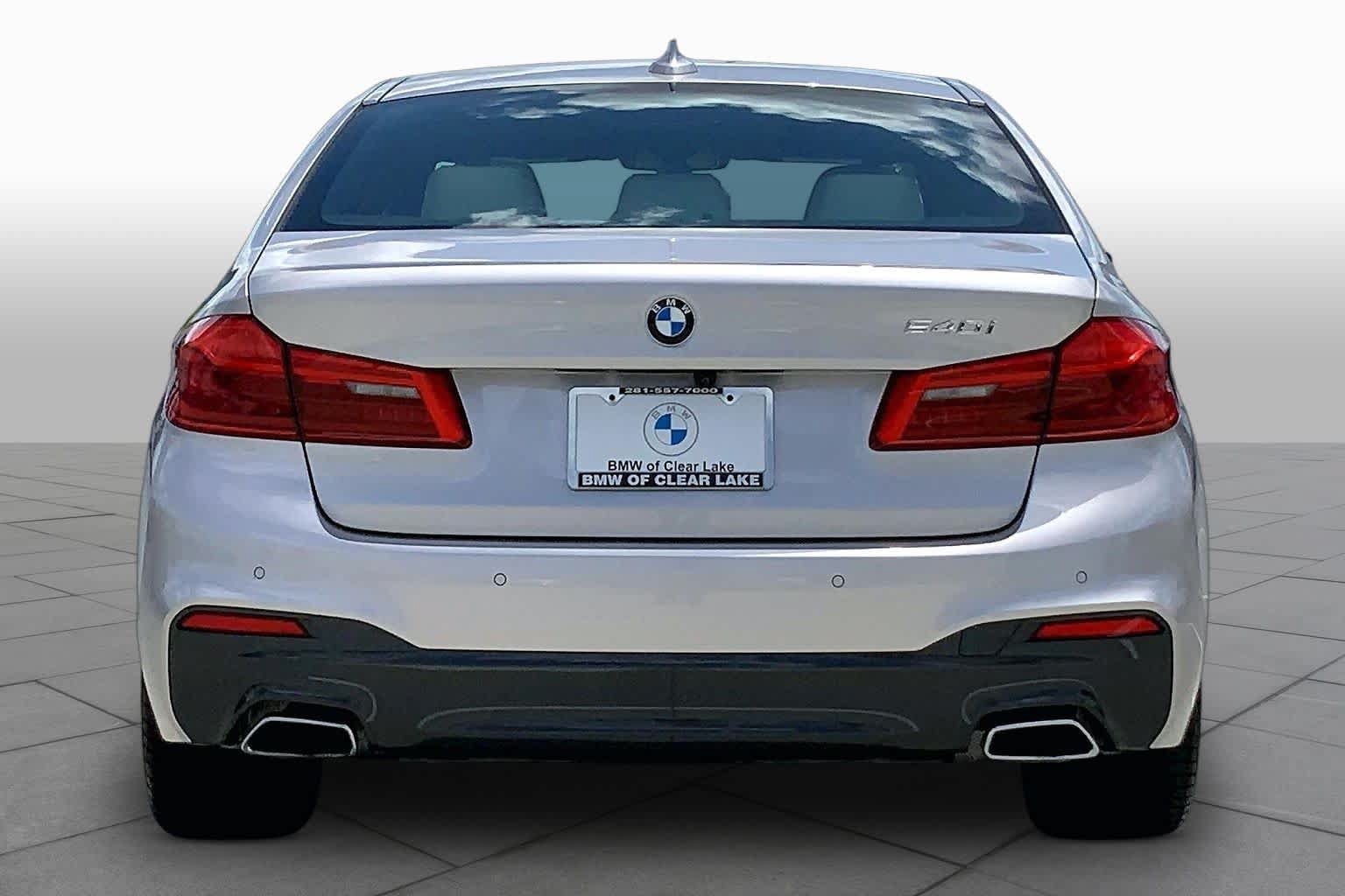 Used 2019 BMW 540i w/ M Sport Package RWD image 4