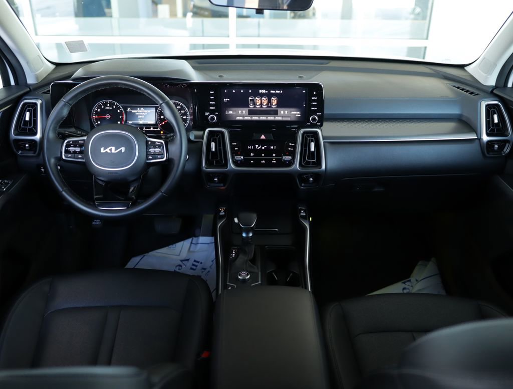 Used 2022 Kia Sorento S image 22