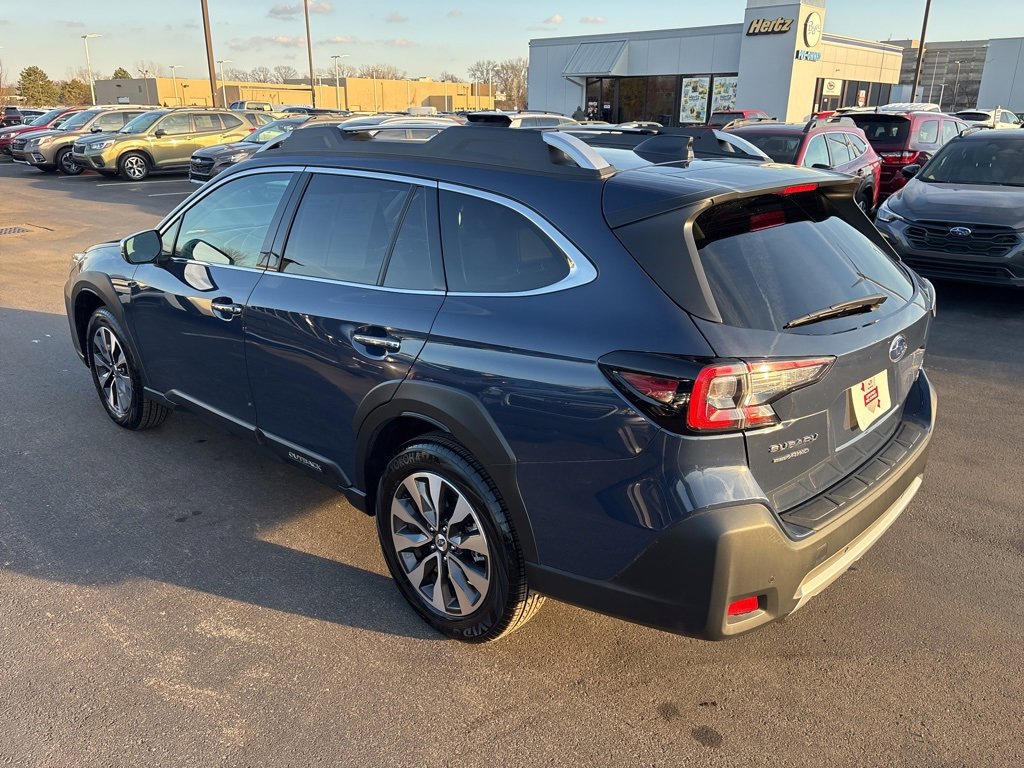 Used 2025 Subaru Outback Touring XT image 5
