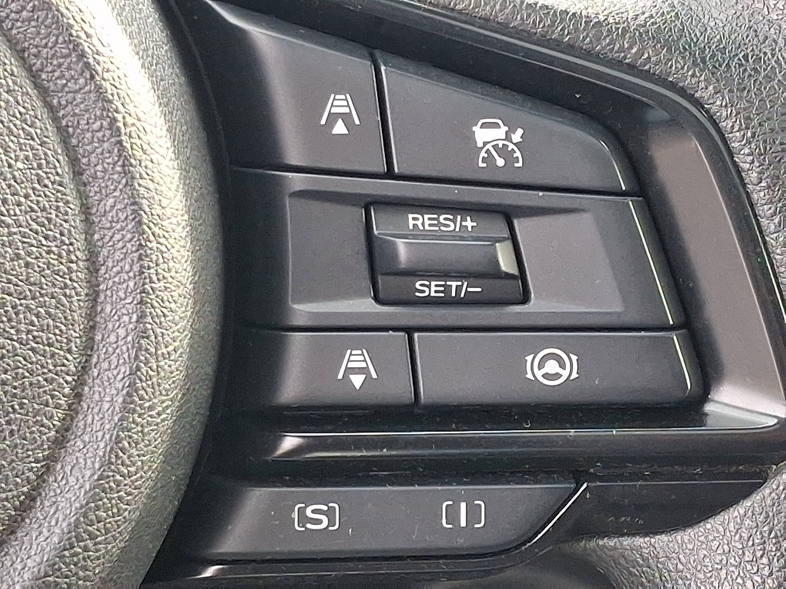 Certified 2024 Subaru Crosstrek 2.0i Premium image 24