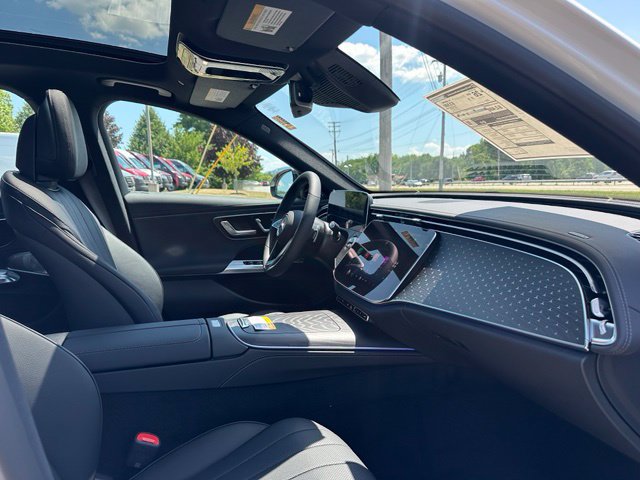 New 2026 Mercedes-Benz E 450 4MATIC Sedan image 25