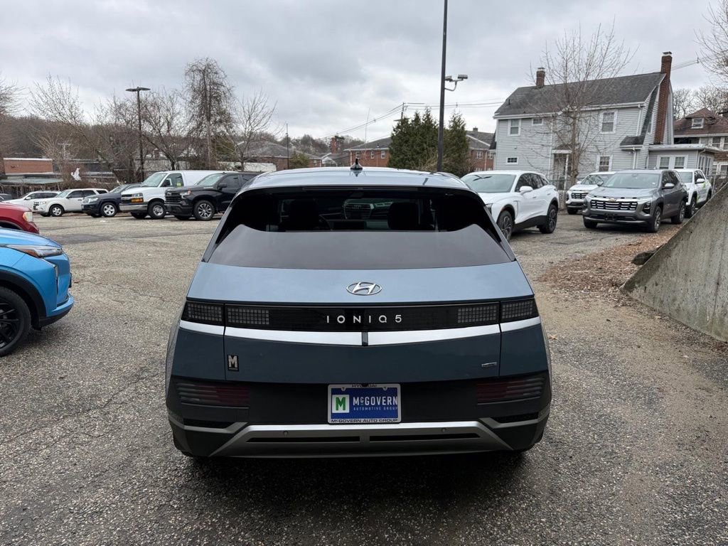 Used 2024 Hyundai Ioniq 5 SEL image 4