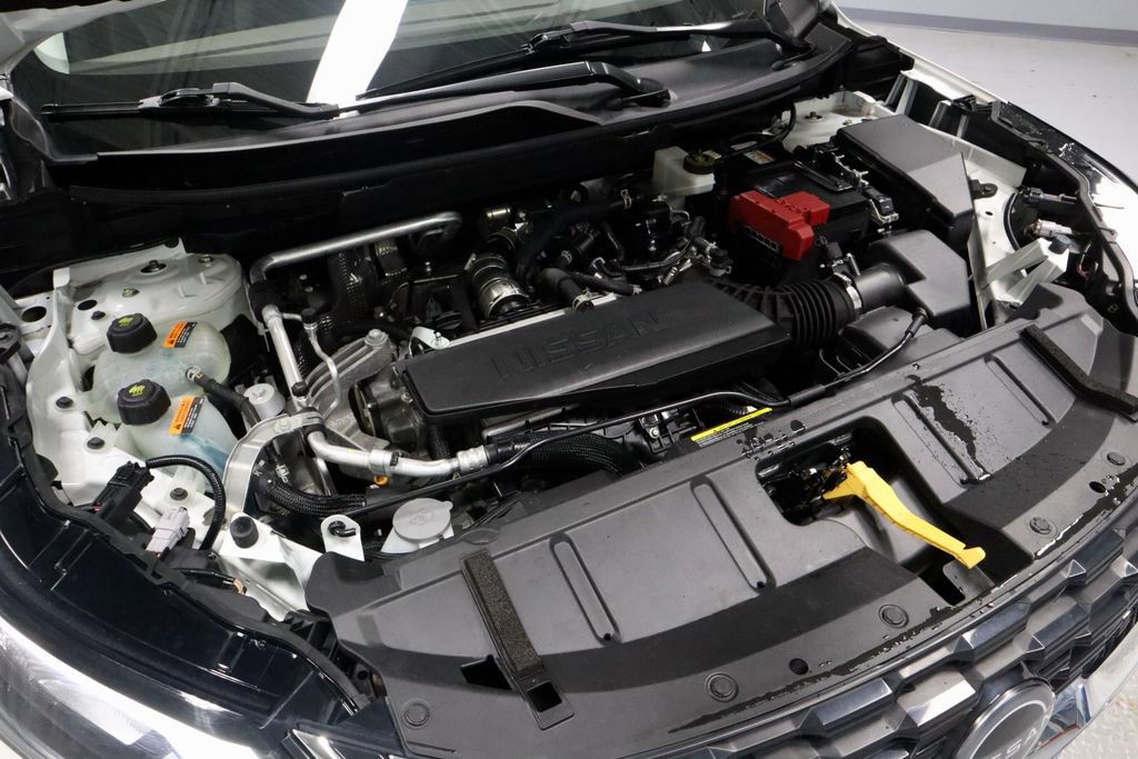Certified 2023 Nissan Rogue SV image 15