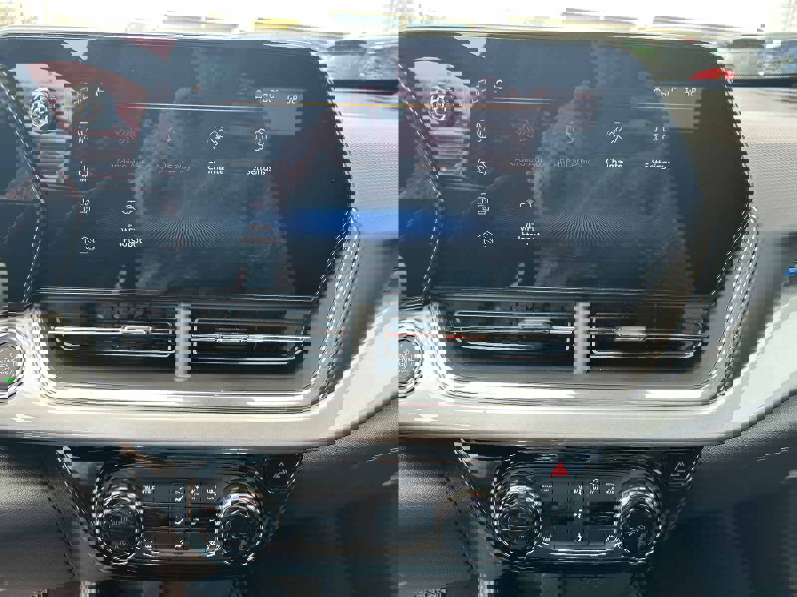 New 2026 Chevrolet Trax LT w/ Driver Confidence Package image 8