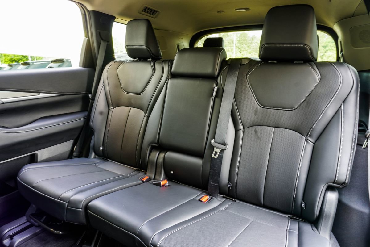 Certified 2026 INFINITI QX60 Pure w/ Cargo Package FWD image 40