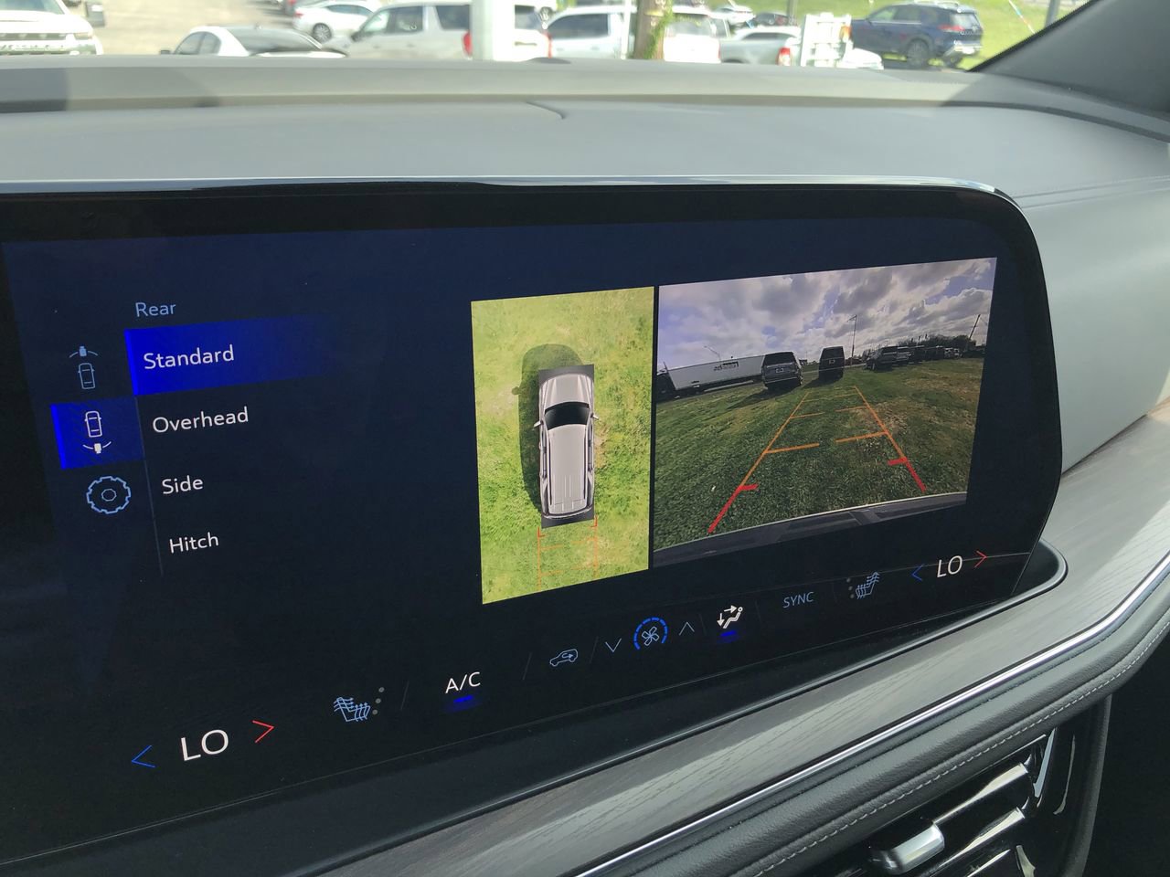 Used 2025 Chevrolet Tahoe LT image 30