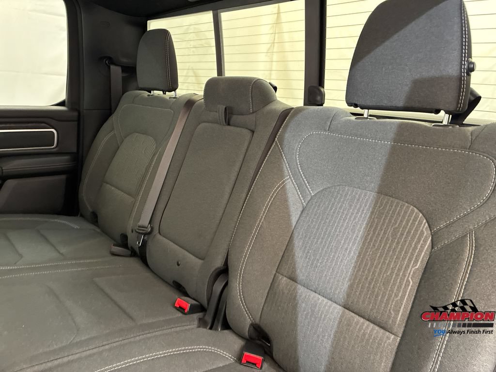Used 2022 RAM 1500 Big Horn AWD/4WD image 14