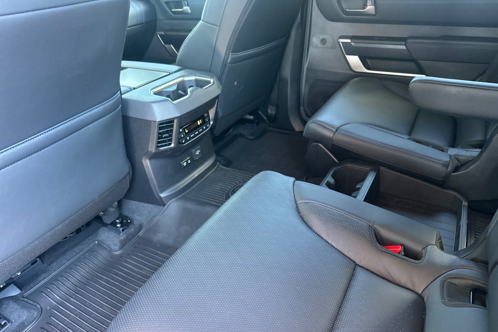 New 2026 Toyota Sequoia Platinum w/ Tow Technology Package AWD/4WD image 14
