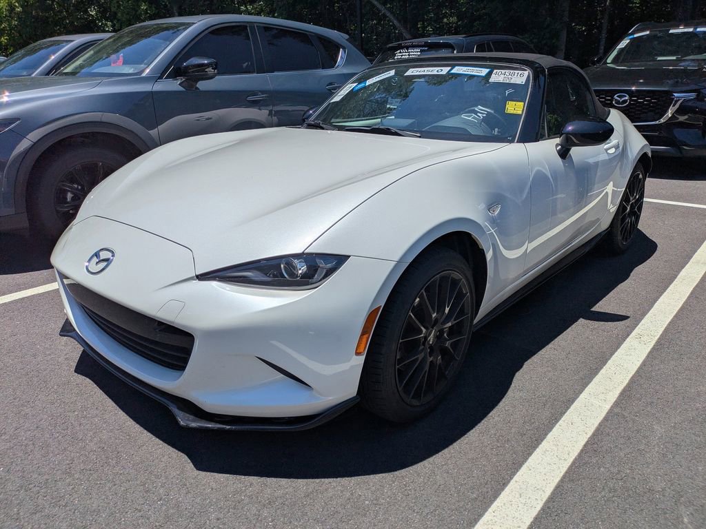 Used 2025 MAZDA MX-5 Miata Club w/ Brembo/BBS Recaro Package RWD image 2